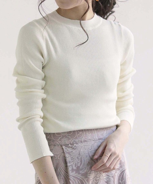 HER CLOSET（ハークローゼット）の「(入荷無し)【shemoshelly】袖スリットロングスリーブクルーネックリブニット（ニット/セーター・レディース・ライトグレー/ブラック/オフホワイト/ラベンダー/グリーン系その他/イエロー系その他・M）」の11枚目の写真