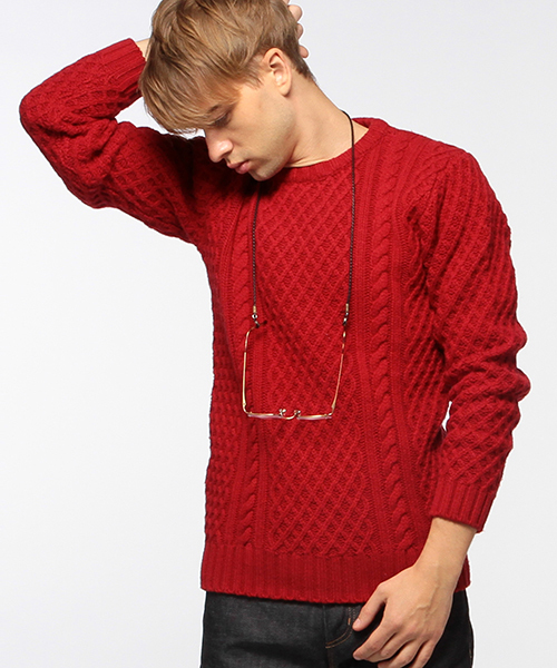 BEAMS LIGHTS Men's(ビームスライツ メンズ)の「BEAMS LIGHTS / 3ゲージケーブルニット(ニット/セーター・メンズ・オフホワイト/レッド/グレー/ネイビー・LARGE/SMALL/X-LARGE/MEDIUM)」の1枚目の写真