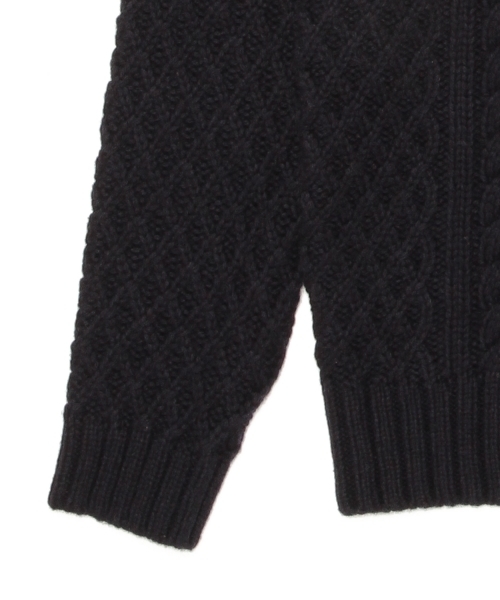 BEAMS LIGHTS Men's(ビームスライツ メンズ)の「BEAMS LIGHTS / 3ゲージケーブルニット(ニット/セーター・メンズ・オフホワイト/レッド/グレー/ネイビー・LARGE/SMALL/X-LARGE/MEDIUM)」の11枚目の写真