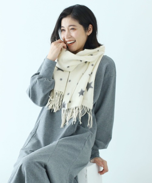 sankyo shokai(サンキョウショウカイ)の「カシミヤ100%マフラー(マフラー・レディース・ピンク/オレンジ/ハウンドトゥース/アイボリー・FREE)」の12枚目の写真