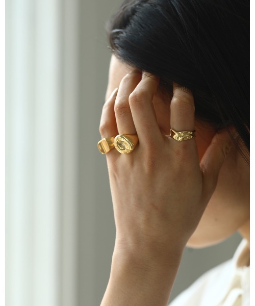 TODAYFUL（トゥデイフル）の「メタルキューブリング（Silver925)（リング・レディース・シルバー/ゴールド・#9/#11）」の5枚目の写真