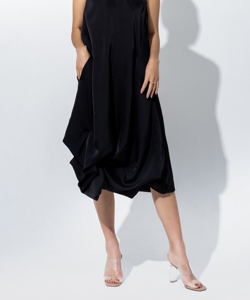 JENNE(ジェンヌ)の「立体ボリュームリッチワンピース(ワンピース・レディース・ブラック/ホワイト・SMALL/MEDIUM/LARGE)」の5枚目の写真