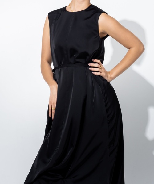 JENNE(ジェンヌ)の「立体ボリュームリッチワンピース(ワンピース・レディース・ブラック/ホワイト・SMALL/MEDIUM/LARGE)」の10枚目の写真