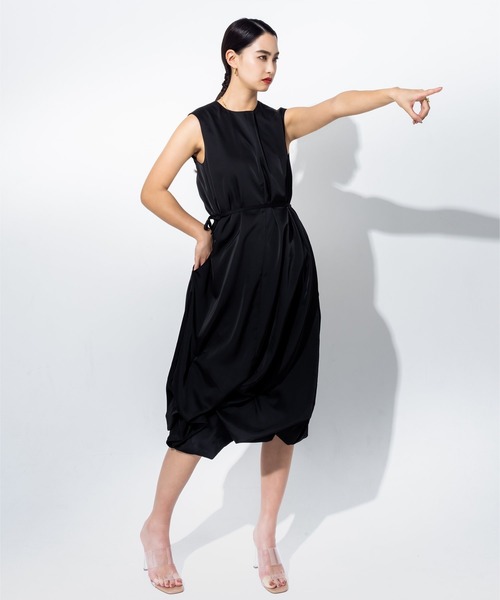 JENNE(ジェンヌ)の「立体ボリュームリッチワンピース(ワンピース・レディース・ブラック/ホワイト・SMALL/MEDIUM/LARGE)」の12枚目の写真