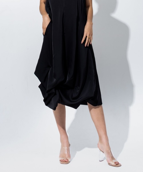 JENNE(ジェンヌ)の「立体ボリュームリッチワンピース(ワンピース・レディース・ブラック/ホワイト・SMALL/MEDIUM/LARGE)」の14枚目の写真