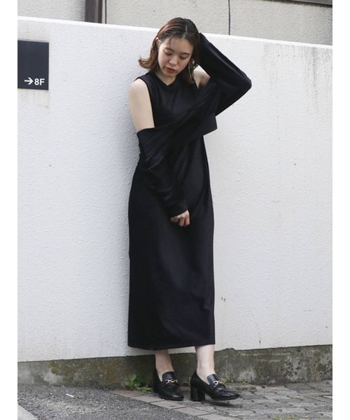 dazzlin（ダズリン）の「カットベロアロングワンピース（ワンピース・レディース・オフホワイト/ブラック/ブルー/パープル・FREE）」の20枚目の写真