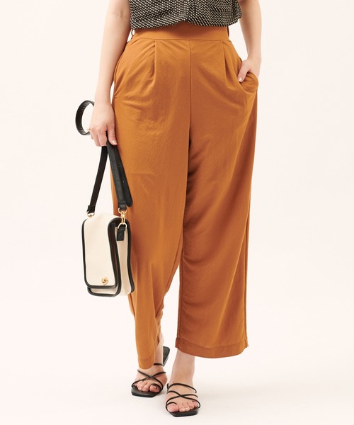 natural couture（ナチュラルクチュール）の「涼しげサラっとカットパンツ（その他パンツ・レディース・ブラック/オレンジ/モカ/グレイッシュベージュ・FREE）」の4枚目の写真