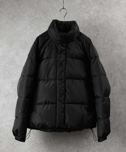 make a ray!（メイク ア レイ！）の「オーバーサイズ スタンドカラー ファイバーダウン ショートジャケット（ダウンジャケット/コート・メンズ・グレー/ブラック/オフホワイト・M/L）」の5枚目の写真