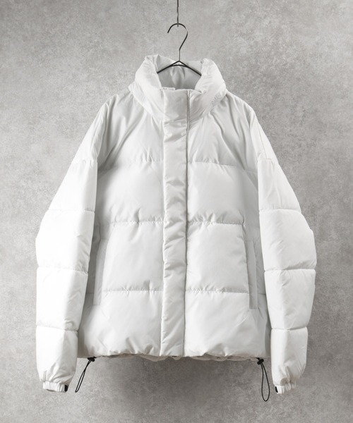 make a ray!（メイク ア レイ！）の「オーバーサイズ スタンドカラー ファイバーダウン ショートジャケット（ダウンジャケット/コート・メンズ・グレー/ブラック/オフホワイト・M/L）」の4枚目の写真