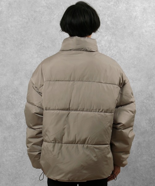 make a ray!（メイク ア レイ！）の「オーバーサイズ スタンドカラー ファイバーダウン ショートジャケット（ダウンジャケット/コート・メンズ・グレー/ブラック/オフホワイト・M/L）」の14枚目の写真