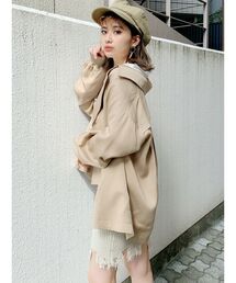 ショートトレンチコート