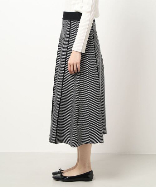 INTERPLANET（インタープラネット）の「配色柄ニットスカート（スカート・レディース・ブラウン/ブラック・FREE）」の3枚目の写真