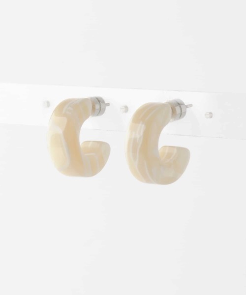URBAN RESEARCH DOORS(アーバンリサーチドアーズ)の「MACHETE Muse Hoop(ピアス(両耳用)・レディース・アイボリー/ライトブラウン/グリーン系その他・ONE)」の4枚目の写真