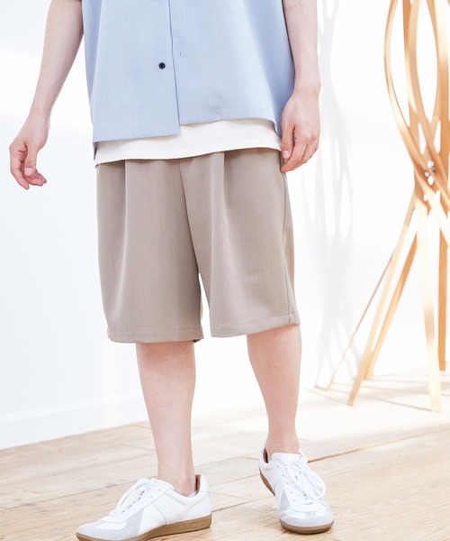 MONO-MART（モノマート）の「ワイドシルエットTRストレッチショートパンツ（その他パンツ・メンズ・ホワイト/チャコールグレー/ライトグレー/ブラック/ネイビー/サックスブルー/グリーン/ホワイト系その他/ブラック系その他/ベージュ系その他/ライラック/スモークピンク・S/M/L）」の8枚目の写真