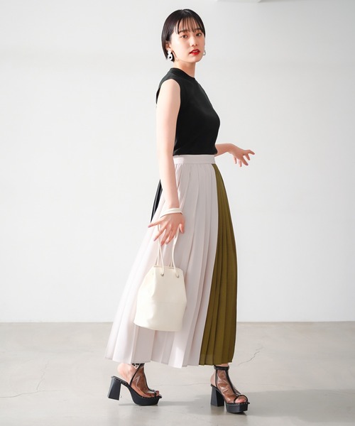 PAGEBOY(ページボーイ)の「リネンライクバイカラースカート(スカート・レディース・ブラック系その他/ベージュ系その他・FREE)」の15枚目の写真