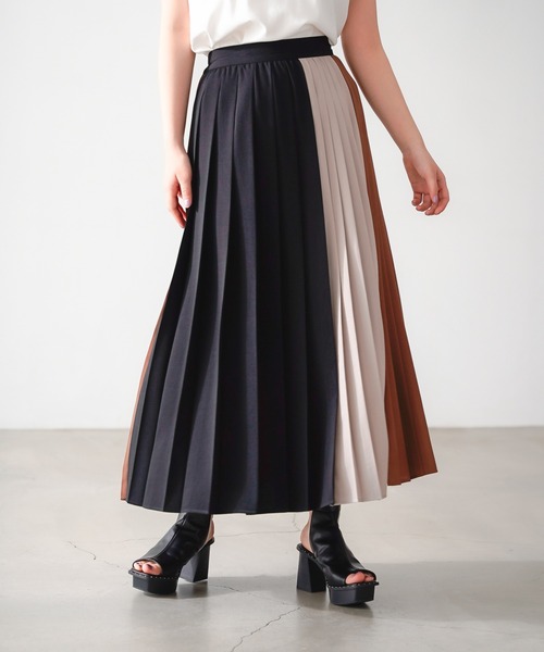 PAGEBOY(ページボーイ)の「リネンライクバイカラースカート(スカート・レディース・ブラック系その他/ベージュ系その他・FREE)」の8枚目の写真