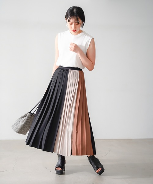 PAGEBOY(ページボーイ)の「リネンライクバイカラースカート(スカート・レディース・ブラック系その他/ベージュ系その他・FREE)」の12枚目の写真