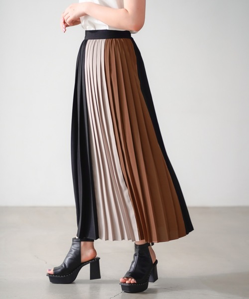 PAGEBOY(ページボーイ)の「リネンライクバイカラースカート(スカート・レディース・ブラック系その他/ベージュ系その他・FREE)」の3枚目の写真