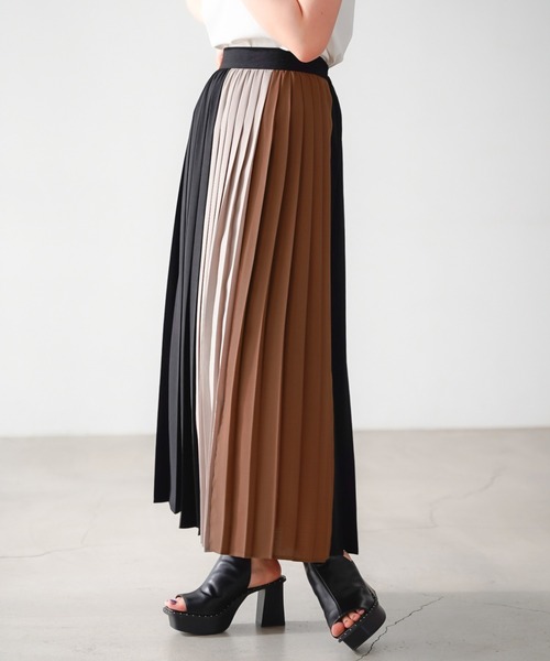 PAGEBOY(ページボーイ)の「リネンライクバイカラースカート(スカート・レディース・ブラック系その他/ベージュ系その他・FREE)」の14枚目の写真