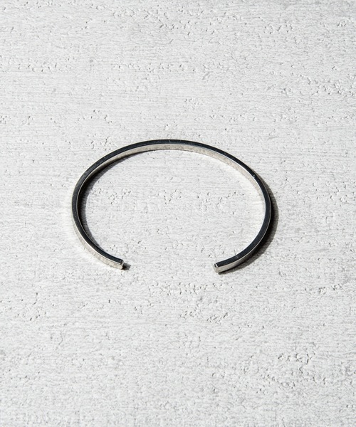 Genri(ゲンリ)の「Genri/ゲンリ plane bangle_gri-B-002 バングル(バングル/リストバンド・メンズ・ブラック/ゴールド/シルバー・FREE)」の6枚目の写真