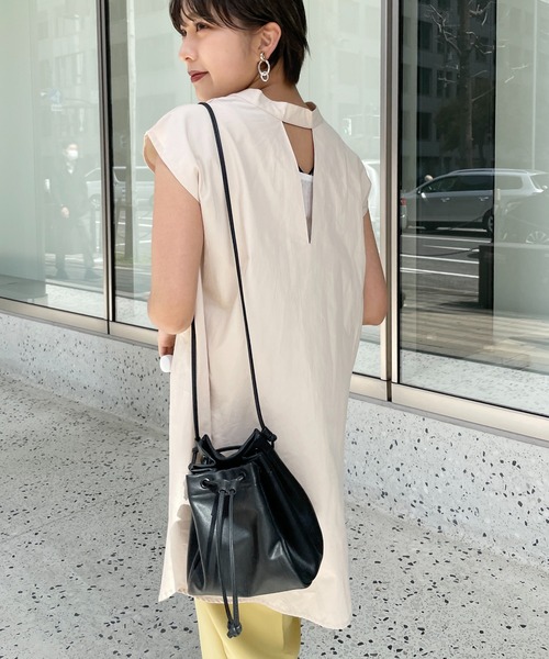 StyleSea（スタイルシー）の「ブロード前後2Wayブラウス（シャツ/ブラウス・レディース・ブラック/ベージュ/オフホワイト/ミント/モカ・FREE）」の4枚目の写真