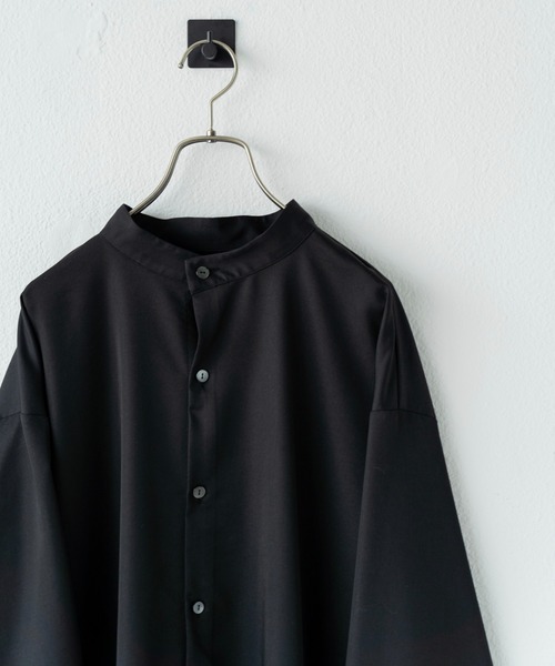 Utusiyo（ウツシヨ）の「shirt 無彩（シャツ/ブラウス・メンズ・ホワイト/ブラック・MEDIUM/LARGE）」の19枚目の写真