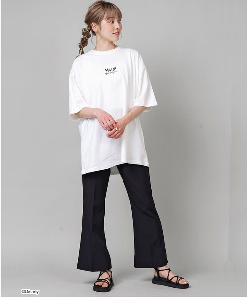 Disney（ディズニー）の「【Disney / ディズニー】クルエラ バックプリント ビッグTシャツ（Tシャツ/カットソー・レディース・ホワイト×パープル/ホワイト×レッド/ホワイト×ブルー・ONESIZE）」の17枚目の写真