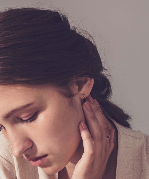 ete K10MPG ムード ホワイトトパーズ ピアス ete（エテ）の「○K10MPG ムード ホワイトトパーズ イヤリング