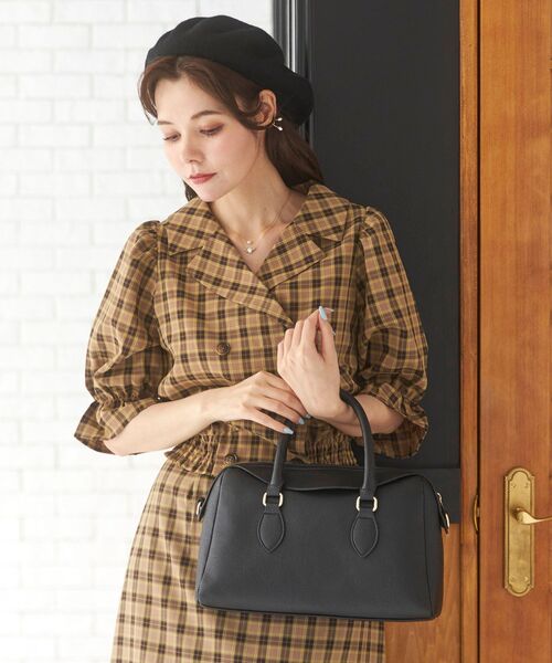 MAJESTIC LEGON（マジェスティックレゴン）の「レディボストンバッグ（ボストンバッグ・レディース・グレイッシュベージュ/ブラウン系その他2/ブラック・FREE）」の4枚目の写真