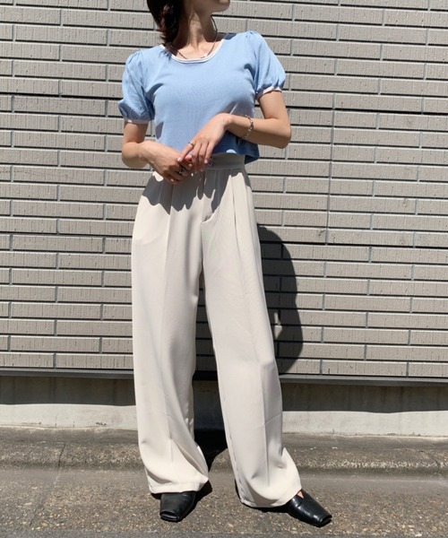 everycoco(エブリーココ)の「バイカラーパフスリーブトップ◇(ニット/セーター・レディース・ホワイト/ブラック/パープル/サックスブルー・FREE)」の21枚目の写真