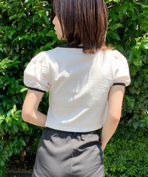 everycoco(エブリーココ)の「バイカラーパフスリーブトップ◇(ニット/セーター・レディース・ホワイト/ブラック/パープル/サックスブルー・FREE)」の11枚目の写真