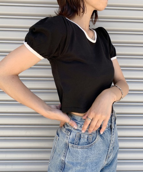 everycoco(エブリーココ)の「バイカラーパフスリーブトップ◇(ニット/セーター・レディース・ホワイト/ブラック/パープル/サックスブルー・FREE)」の19枚目の写真