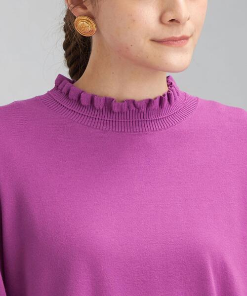 green label relaxing(グリーンレーベルリラクシング)の「スタンド フリル ネック プルオーバー ニット -ウォッシャブル-(ニット/セーター・レディース・ブラック/ダークブラウン/パープル・FREE)」の7枚目の写真