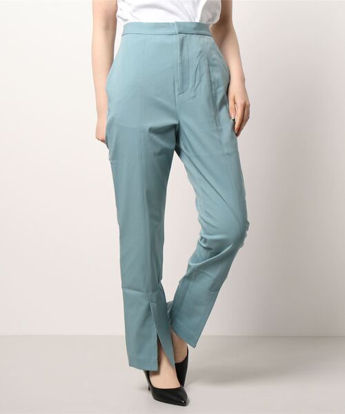 yuw（ユウ）の「FRONT SLIT PANTS　215968（スラックス・レディース・ブラック/レッド/グリーン・MEDIUM/LARGE）」の8枚目の写真