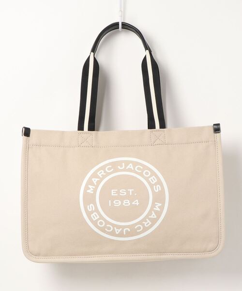 MARC JACOBS（マークジェイコブス）の「SIGNET CANVAS LARGE TOTE 