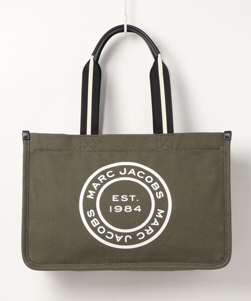 MARC JACOBS（マークジェイコブス）の「SIGNET CANVAS LARGE TOTE