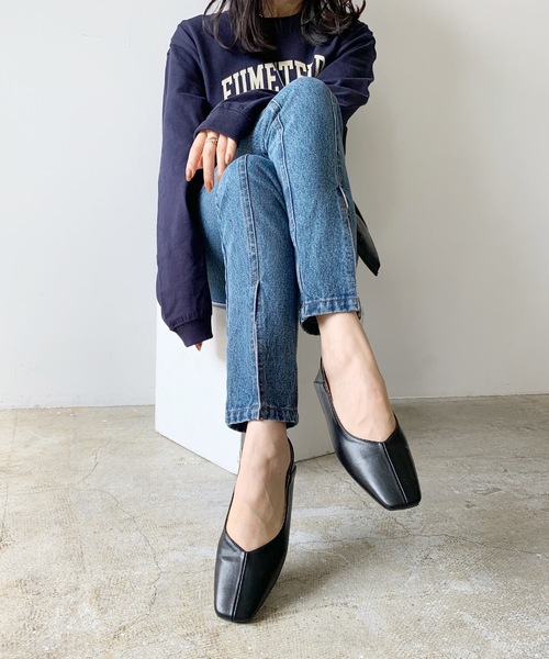 LIAN(リアン)の「スクエアトゥフラットシューズ(パンプス・レディース・ブラック/アイボリー/モカ・MEDIUM/LARGE/SMALL)」の6枚目の写真