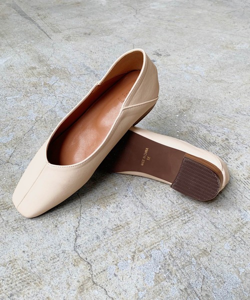 LIAN(リアン)の「スクエアトゥフラットシューズ(パンプス・レディース・ブラック/アイボリー/モカ・MEDIUM/LARGE/SMALL)」の18枚目の写真
