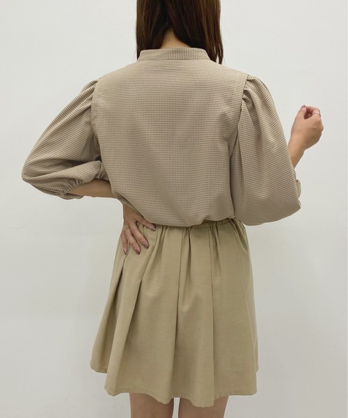 apres jour（アプレジュール）の「アソート袖ボリュームシャツ【ZOZOTOWN限定アイテム】（シャツ/ブラウス・レディース・オフホワイト/モカ/グリーン系その他・フリー/X-LARGE）」の17枚目の写真