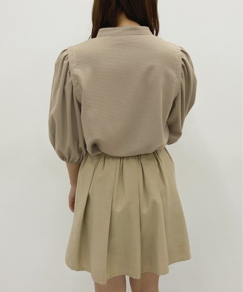 apres jour（アプレジュール）の「アソート袖ボリュームシャツ【ZOZOTOWN限定アイテム】（シャツ/ブラウス・レディース・オフホワイト/モカ/グリーン系その他・フリー/X-LARGE）」の18枚目の写真