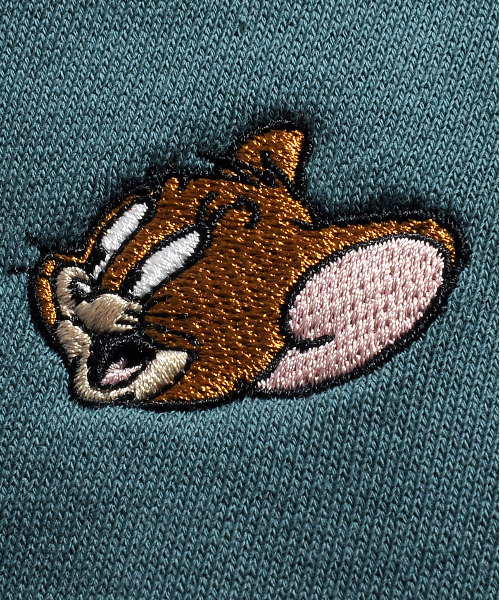 DISCUS（ディスカス）の「【neos -addictive design-】DISCUS×トムとジェリー プリント＆刺繍 ビッグシルエット スウェット プルオーバー トレーナー（スウェット・メンズ・チャコールグレー/パープル/オフホワイト/グリーン・MEDIUM/LARGE）」の7枚目の写真