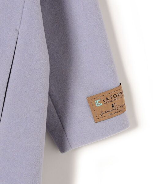 SHIPS（シップス）の「【WEB限定】オーバーチェスターコート◇（チェスターコート・レディース・ライトブルー/ネイビー/シルバーグレー/ナチュラル・SMALL/MEDIUM）」の9枚目の写真