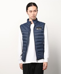 EMPORIO ARMANI EA7（エンポリオアルマーニイーエーセブン）の「【エンポリオ アルマーニ EA7】MOUNTAIN M DOWN キルティングベスト（ダウンジャケット/コート・メンズ）」