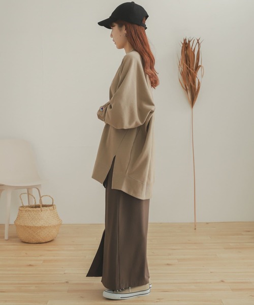 SENSE OF PLACE by URBAN RESEARCH(センスオブプレイスバイアーバンリサーチ)の「『別注』Champion×SENSE OF PLACE カレッジスウェット(スウェット・レディース・ライトグレー/ライトブルー/ベージュ・ONE)」の10枚目の写真
