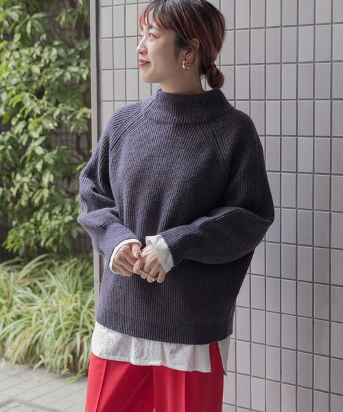 ITEMS URBANRESEARCH（アイテムズ アーバンリサーチ）の「片畦ハイネックニット（ニット/セーター・レディース・グレー/ブルー/ピンク/ベージュ・FREE）」の10枚目の写真