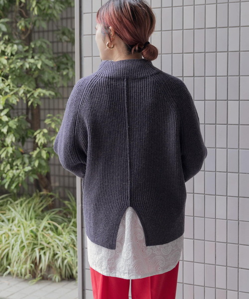 ITEMS URBANRESEARCH（アイテムズ アーバンリサーチ）の「片畦ハイネックニット（ニット/セーター・レディース・グレー/ブルー/ピンク/ベージュ・FREE）」の11枚目の写真