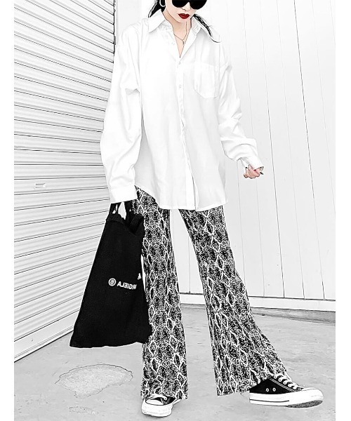 LVEU.(ラブユ.)の「Message print shirt / メッセージプリントシャツ(Ai select)(シャツ/ブラウス・レディース・ホワイト・FREE)」の6枚目の写真