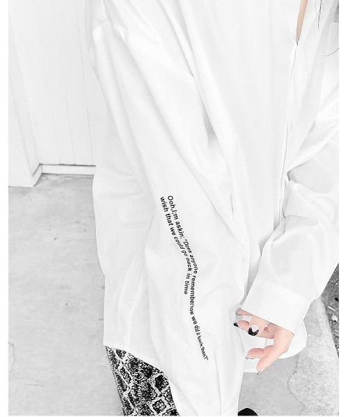 LVEU.(ラブユ.)の「Message print shirt / メッセージプリントシャツ(Ai select)(シャツ/ブラウス・レディース・ホワイト・FREE)」の5枚目の写真