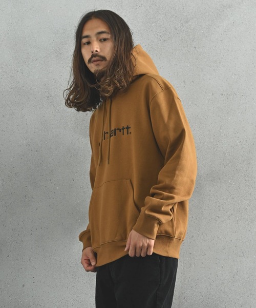 Carhartt WIP(カーハートダブリューアイピー)の「Carhartt WIP(カーハート ワークインプログレス) スクリプトロゴ プルパーカー(パーカー・メンズ・グレー系その他/ブラウン/ブラック×ホワイト・S/M/L)」の11枚目の写真