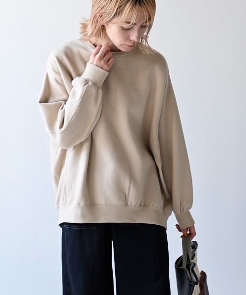 LUPILIEN（ルピリアン）の「クルーネックプルオーバー（Tシャツ/カットソー・レディース・ブラック/オフホワイト/ブルー/モカ/キャメル/ライトベージュ・FREE）」の10枚目の写真
